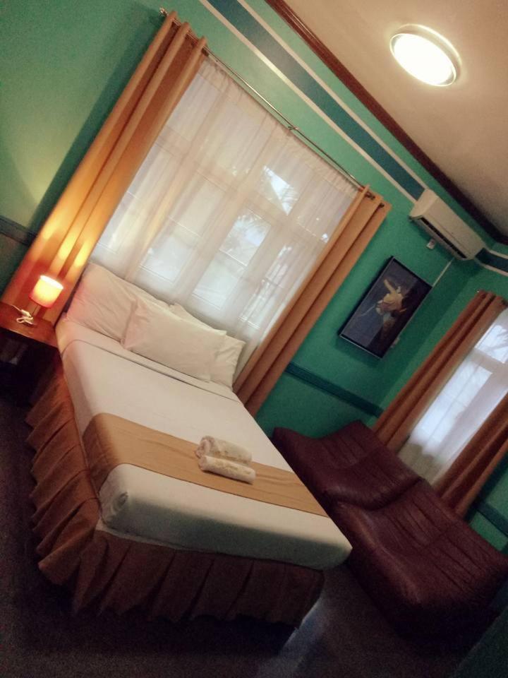 Villa Jhoana Resort Angono Habitación foto